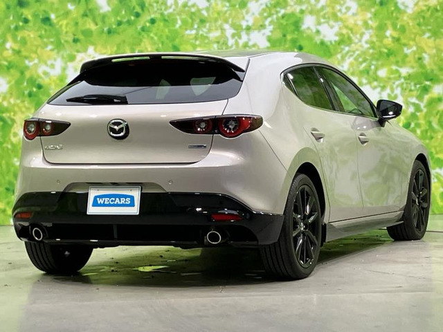 MAZDA3ファストバック1.5 15S ブラックトーンエディション