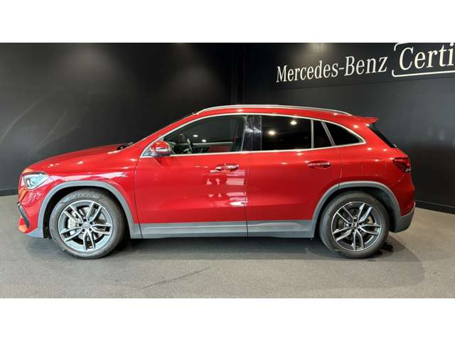 GLAクラスAMG GLA35 4マチック 4WD