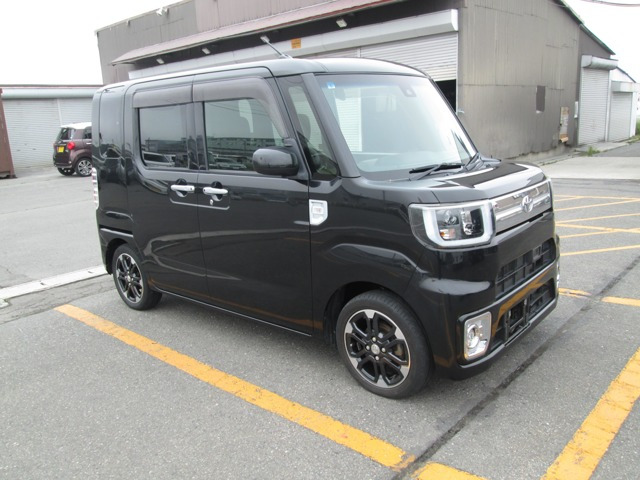 ピクシスメガGターボ レジャーエディション SAII 4WD