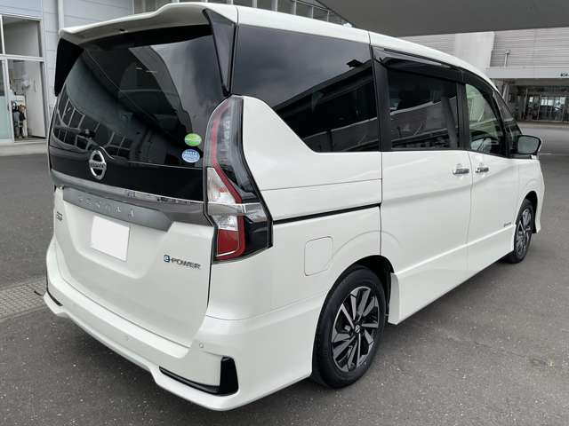 セレナ1.2 e-POWER ハイウェイスターV