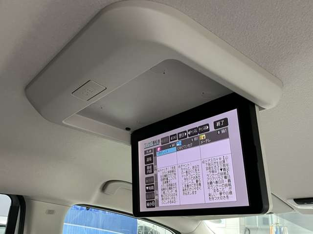 セレナ1.2 e-POWER ハイウェイスターV