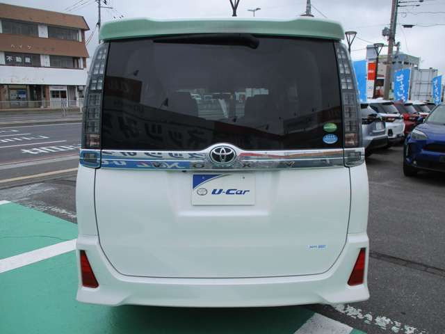 ヴォクシー2.0 ZS 煌 4WD