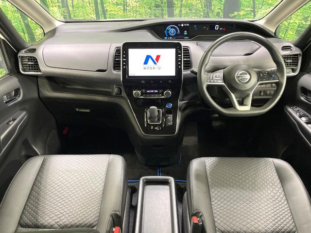 セレナ1.2 e-POWER ハイウェイスターV