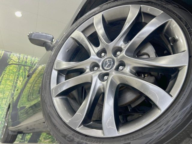 �y����19�C���`�A���~�z�C�[���z�O�ςɃ}�b�`���������A���~�z�C�[���𑕒����Ă���܂��B�e��ЊO�A���~�z�C�[����A�X�^�b�h���X�^�C�����戵�����Ă���܂��B���񂲑��k����������
