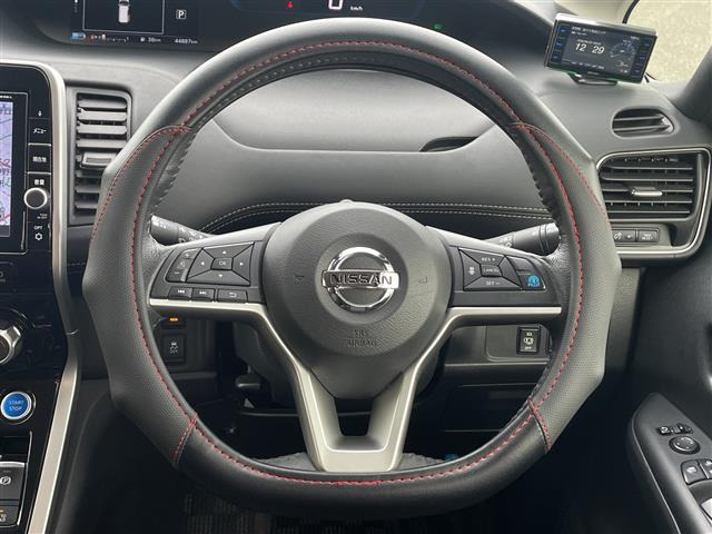 セレナ1.2 e-POWER ハイウェイスターV