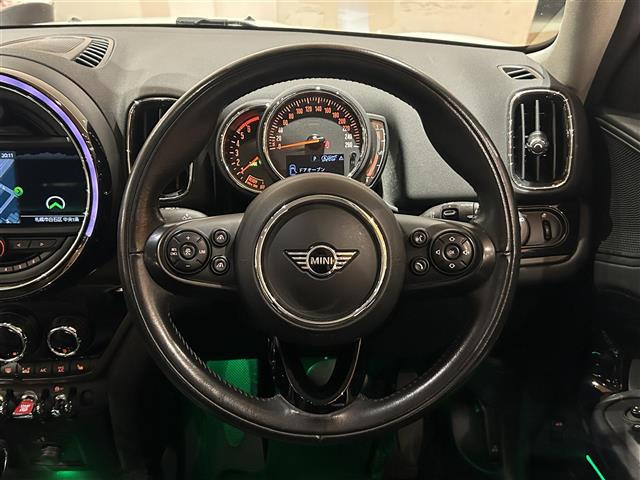 ミニクロスオーバークーパー D オール4 4WD