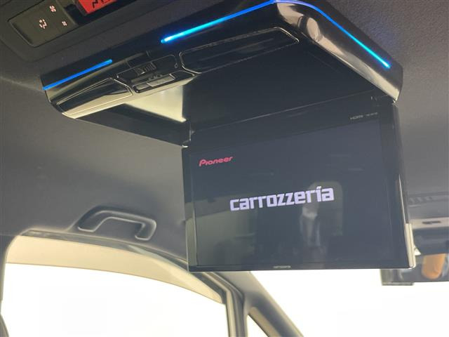 ヴォクシー2.0 ZS 煌III 4WD