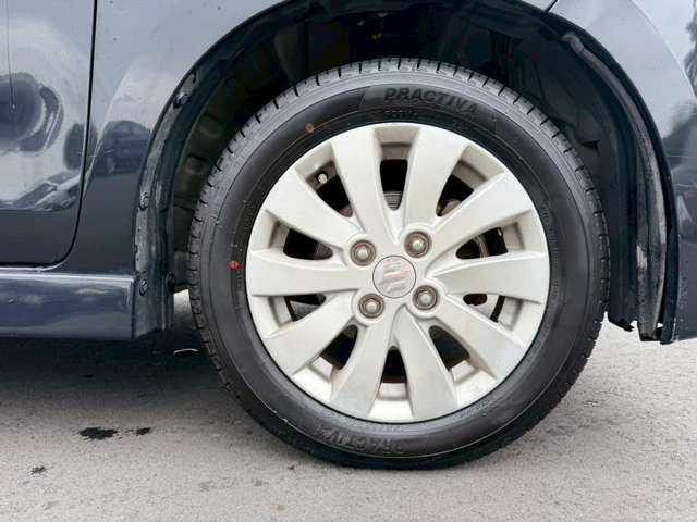 �C�ɂȂ邨�Ԃ�����܂�����E�̓d�b�ԍ����璼�ڂ��X�ɂ��₢���킹���������B�x�����@����ԗ����A��Ԃ܂łȂ�ł������������Ē����܂��B�X�^�b�t�ꓯ���A�����҂����Ă���܂��B