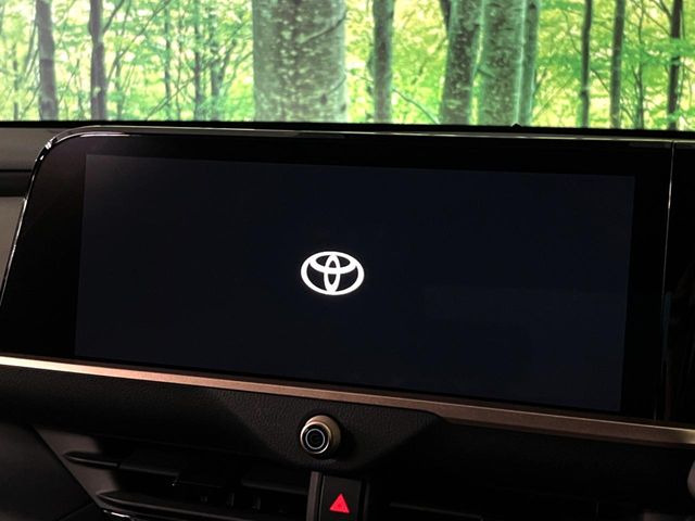 クラウンクロスオーバー2.5 G アドバンスト レザー パッケージ E-Four 4WD