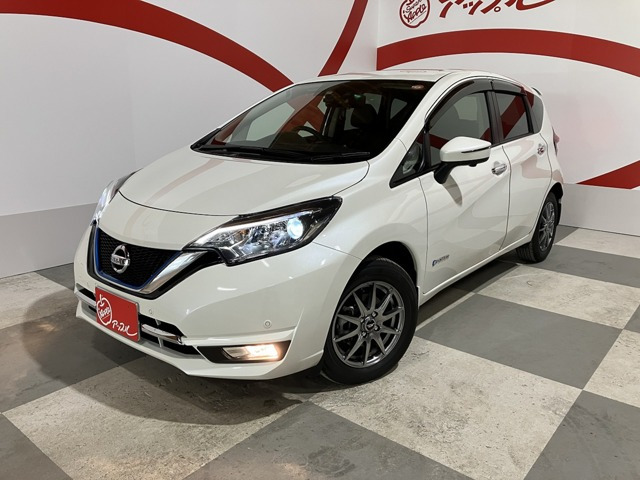 ノート1.2 e-POWER メダリスト FOUR 4WD