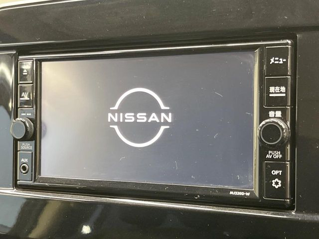 セレナ