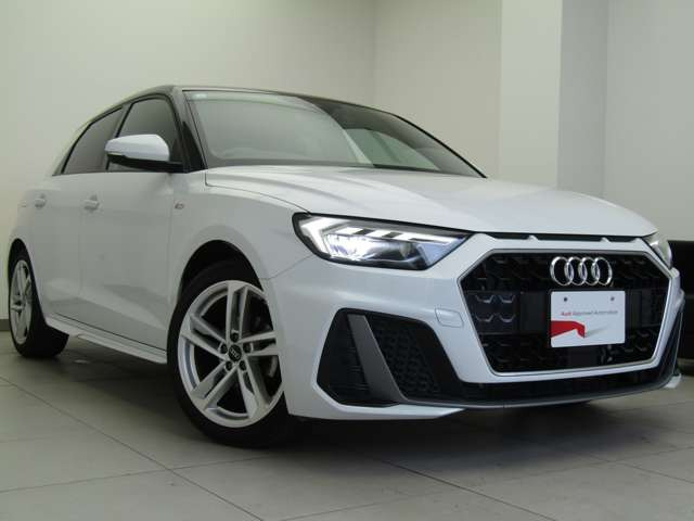 A1スポーツバック25 TFSI Sライン