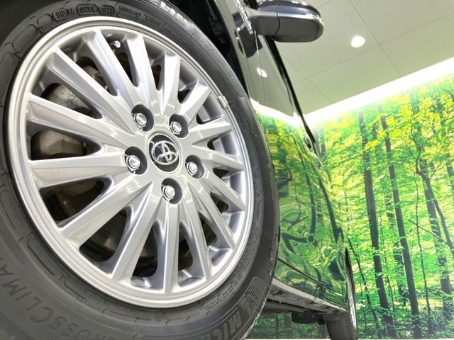 �y����15�C���`�A���~�z�C�[���z�O�ςɃ}�b�`���������A���~�z�C�[���𑕒����Ă���܂��B�e��ЊO�A���~�z�C�[����A�X�^�b�h���X�^�C�����戵�����Ă���܂��B���񂲑��k����������