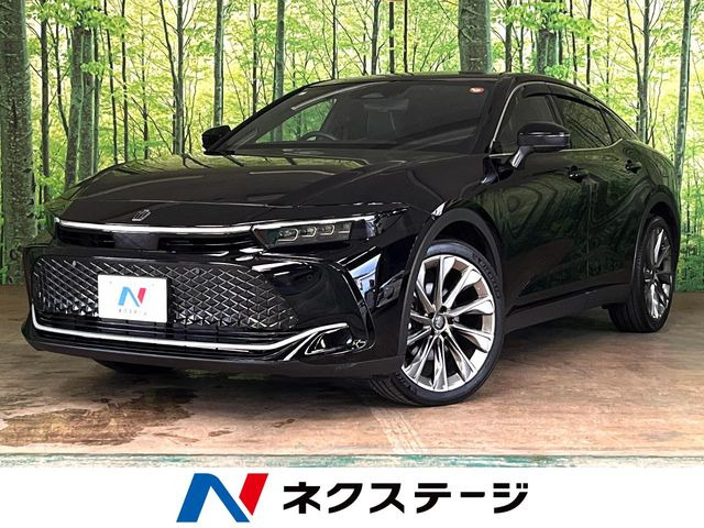 クラウンクロスオーバー2.5 G アドバンスト レザー パッケージ E-Four 4WD