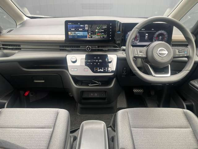 セレナ1.4 e-POWER ハイウェイスターV