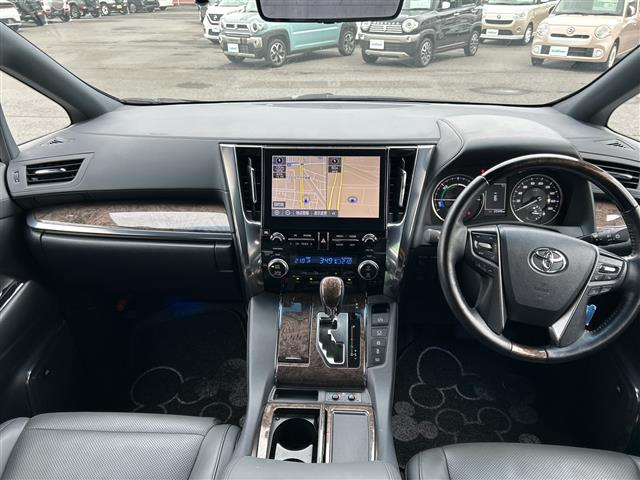 アルファードハイブリッド 2.5 エグゼクティブ ラウンジ S E-Four 4WD