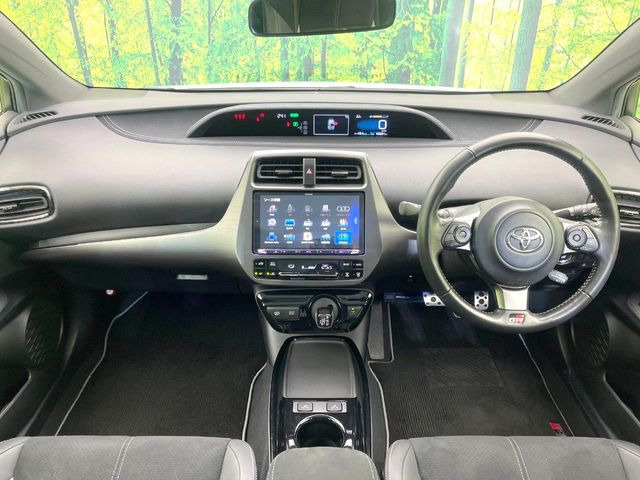 プリウスPHV1.8 S GR スポーツ