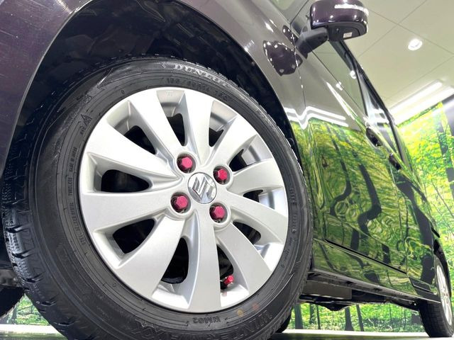 �y����14�C���`�A���~�z�C�[���z�O�ςɃ}�b�`���������A���~�z�C�[���𑕒����Ă���܂��B�e��ЊO�A���~�z�C�[����A�X�^�b�h���X�^�C�����戵�����Ă���܂��B���񂲑��k����������