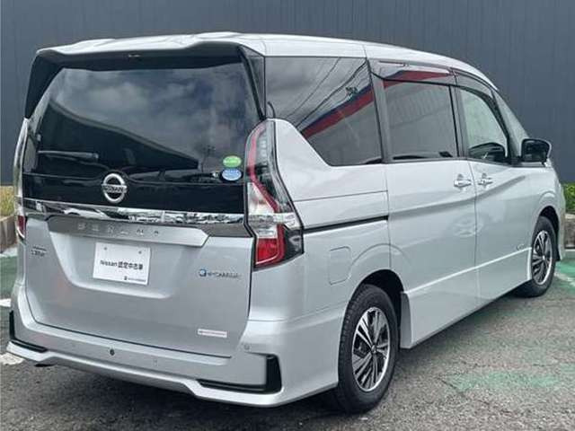 セレナ1.2 e-POWER ハイウェイスターV