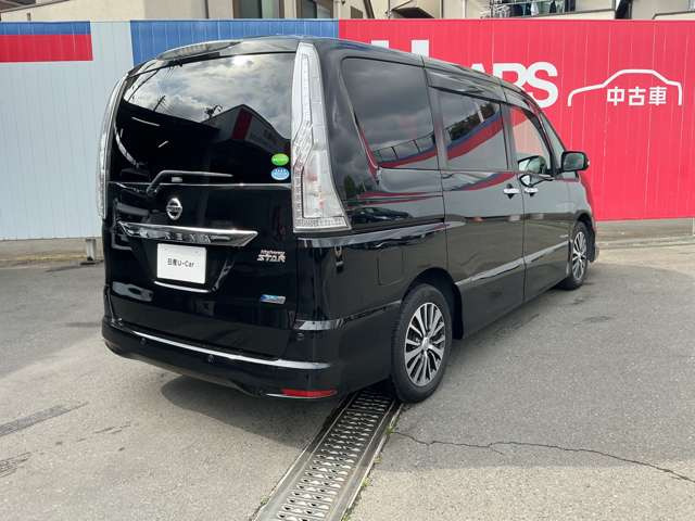 セレナ2.0 ハイウェイスター Vセレクション+Safety II S-HYBRID