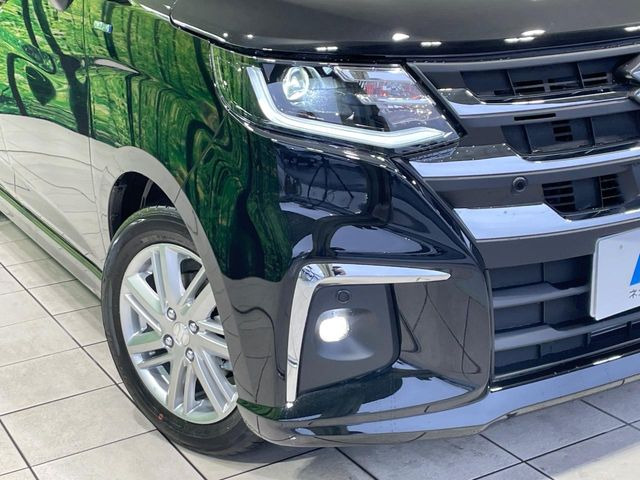 �yLED�w�b�h���C�g�z���V����ԑ��s�����ǍD�Ȏ��E���m�ۂ����S���ĉ^�]�ł��鍂�P�xLED�w�b�h���C�g�𑕔�!�_�����x�������A����d�͂��}�����Ă��܂��B