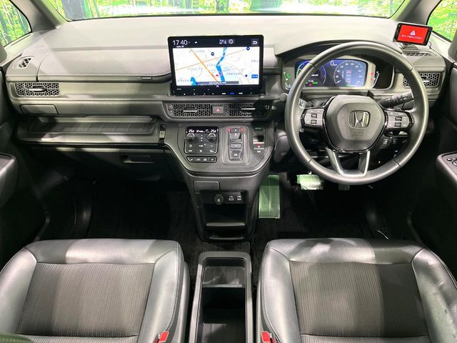 ステップワゴン2.0 e:HEV スパーダ