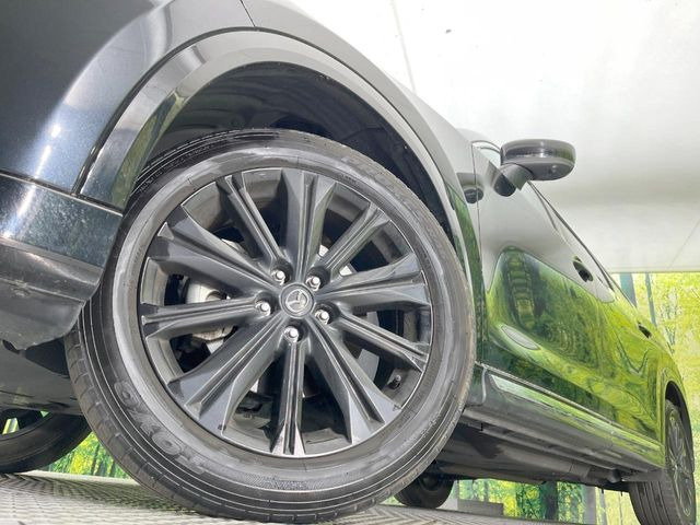 �y�����A���~�z�C�[���z�O�ςɃ}�b�`���������A���~�z�C�[���𑕒����Ă���܂��B�e��ЊO�A���~�z�C�[����A�X�^�b�h���X�^�C�����戵�����Ă���܂��B���񂲑��k����������