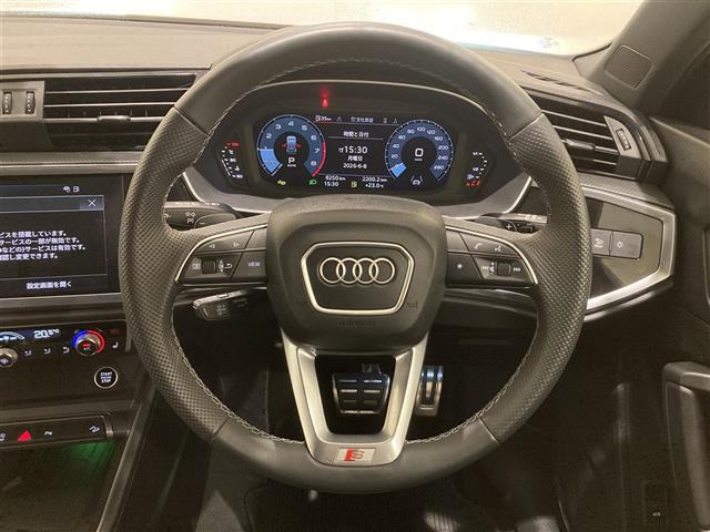 Q335 TFSI Sライン