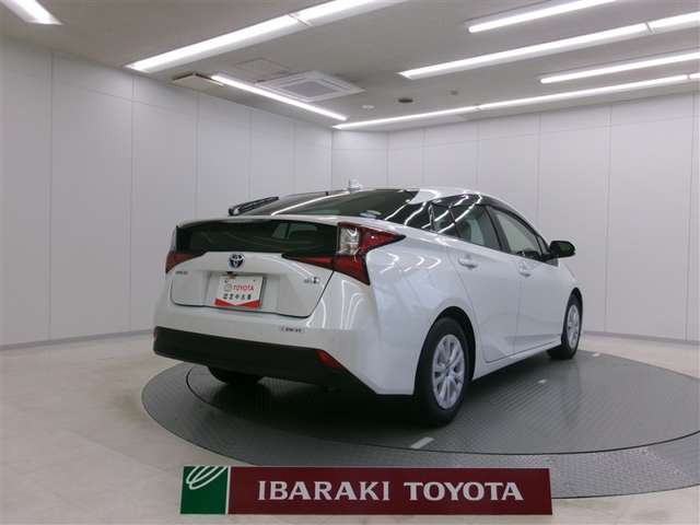 プリウス1.8 S セーフティ プラスII