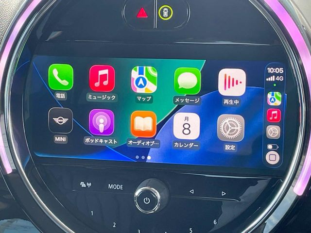 ��Apple Car Play:�X�}�z�Ƃ̗L���ڑ��ŁA�i�r�E�I�[�f�B�I�Đ��ȂǃX�}�z�̃A�v���@�\����ʂł��g����֗��@�\�ł�!