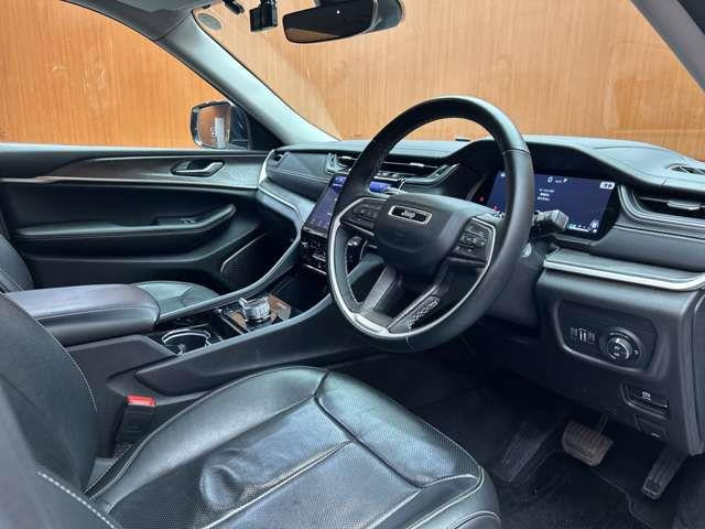 グランドチェロキーLリミテッド 4WD