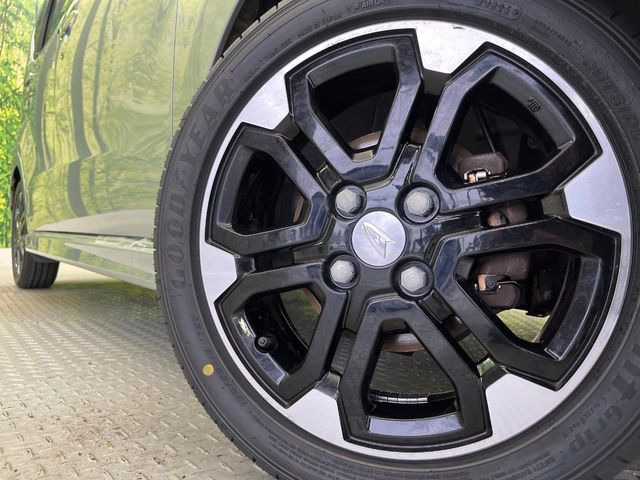 �y15�C���`�A���~�z�C�[���z�O�ςɃ}�b�`�����A���~�z�C�[���𑕒����Ă���܂��B�e��A���~�z�C�[����A�X�^�b�h���X�^�C�����戵�����Ă���܂��B���񂲑��k����������