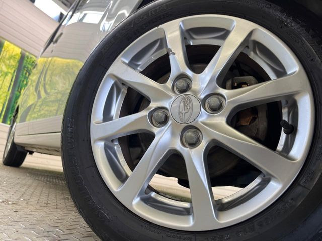 �y����14�C���`�A���~�z�C�[���z�O�ςɃ}�b�`���������A���~�z�C�[���𑕒����Ă���܂��B�e��ЊO�A���~�z�C�[����A�X�^�b�h���X�^�C�����戵�����Ă���܂��B���񂲑��k����������