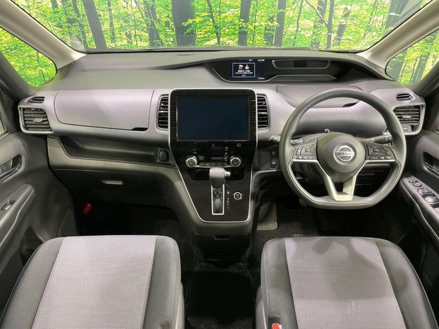 セレナ2.0 XV