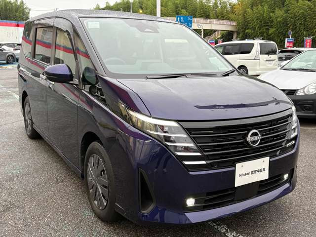 セレナ1.4 e-POWER XV
