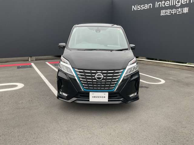 セレナ1.2 e-POWER ハイウェイスターV