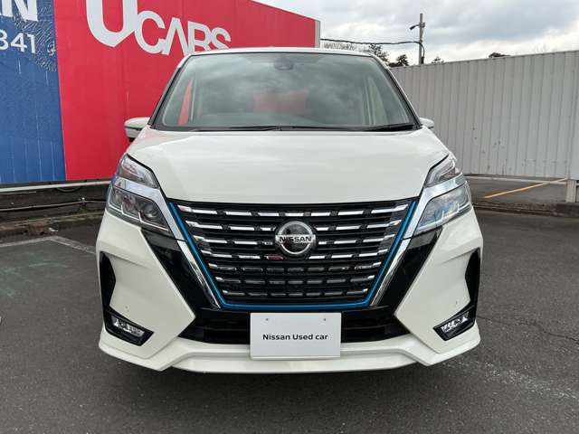 セレナ1.2 e-POWER ハイウェイスターV