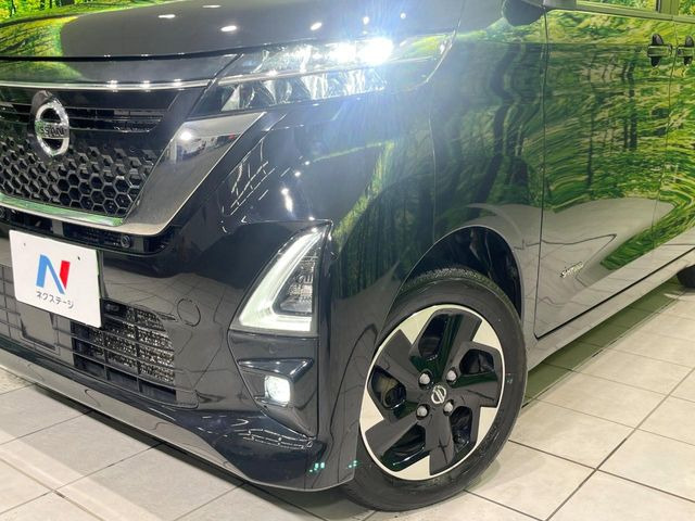 �yLED�w�b�h���C�g�z���V����ԑ��s�����ǍD�Ȏ��E���m�ۂ����S���ĉ^�]�ł��鍂�P�xLED�w�b�h���C�g�𑕔�!�_�����x�������A����d�͂��}�����Ă��܂��B
