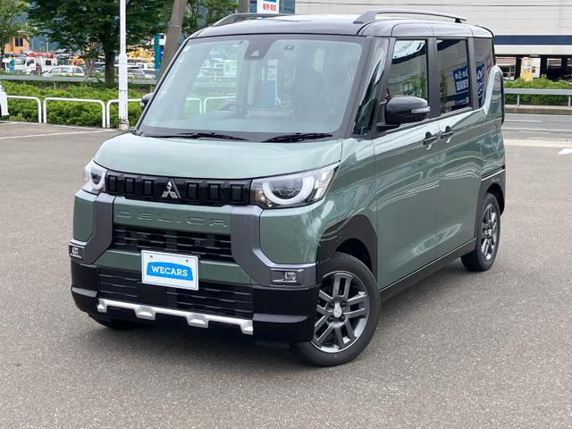 デリカミニT プレミアム 4WD
