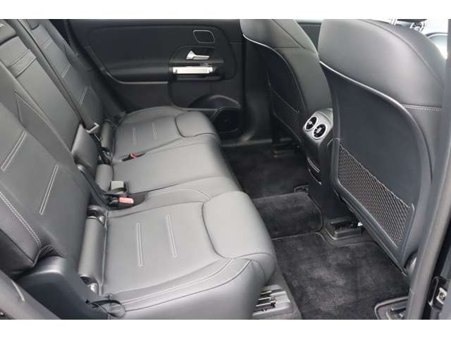 EQB350 4マチック AMGラインパッケージ 4WD