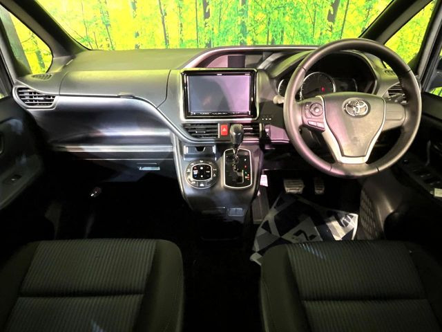 ヴォクシー2.0 ZS 煌
