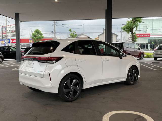 ノートオーラ1.2 G レザーエディション