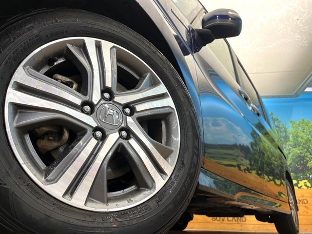 �y����16�C���`�A���~�z�C�[���z�O�ςɃ}�b�`���������A���~�z�C�[���𑕒����Ă���܂��B�e��ЊO�A���~�z�C�[����A�X�^�b�h���X�^�C�����戵�����Ă���܂��B���񂲑��k����������