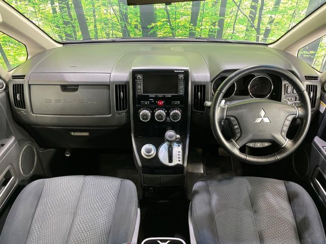 デリカD:52.2 D プレミアム 4WD