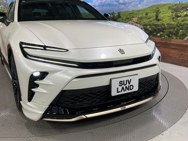 クラウンスポーツ2.5 Z E-Four 4WD