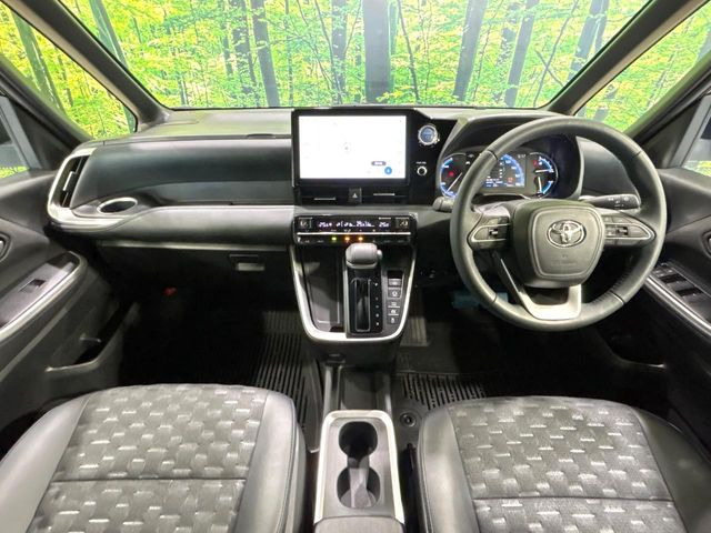 ヴォクシー1.8 ハイブリッド S-Z