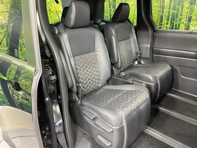 ���ڒ����̓E�H�[�N�X���[�ƂȂ��Ă���܂��B���ڂƎO��ڂ̈ړ�����~�肪�Ƃ��Ă��y�ɂȂ�̂ŁA���~��̍ۂ��X�g���X�������邱�Ƃ͂���܂����