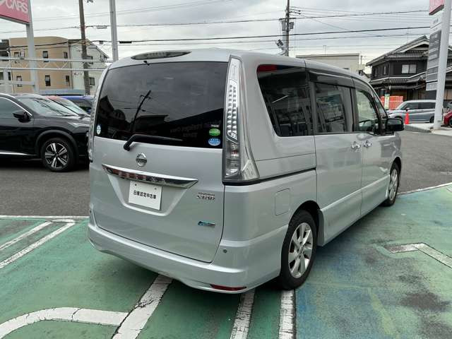 セレナ2.0 ハイウェイスター S-HYBRID