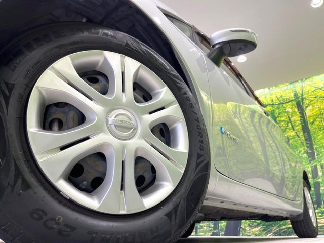 �y����14�C���`�A���~�z�C�[���z�O�ςɃ}�b�`���������A���~�z�C�[���𑕒����Ă���܂��B�e��ЊO�A���~�z�C�[����A�X�^�b�h���X�^�C�����戵�����Ă���܂��B���񂲑��k����������