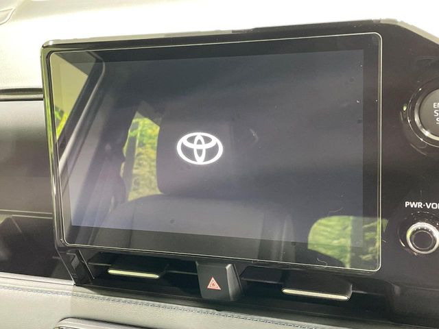 �y����10.5�C���` �f�B�X�v���C�I�[�f�B�I�z���ʂ̃f�B�X�v���C��AppleCarPlay��AndroidAuto�����p�\�B�傫�ȉ�ʂŃX�}�z�i�r�A�v���������p���������܂���